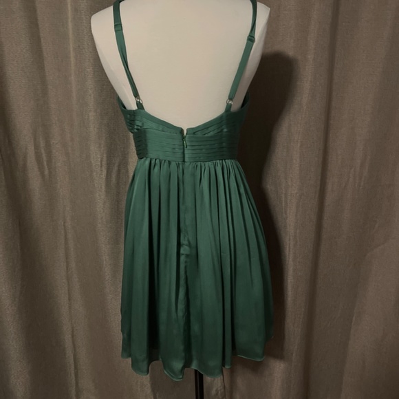 BCBGeneration Emerald Green Cocktail Dress, Sz4 - Picture 4 of 4